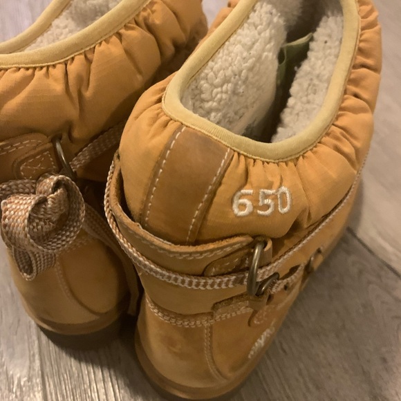 Timberland Women’s 650 Classic Wheat Brown / Winter Boot Leather Nubuck Size 8M - Picture 3 of 8